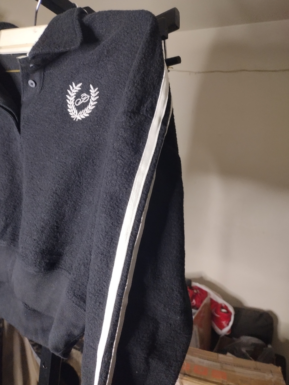 NWT PINK Black Reverse Fleece Cropped Polo with White Laurel Wreath Embroidery - Picture 5 of 5